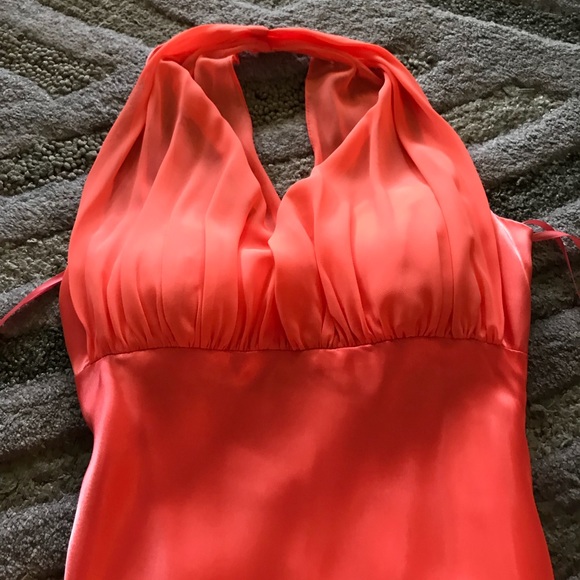 Cache halter top dress 👗 - Picture 7 of 8